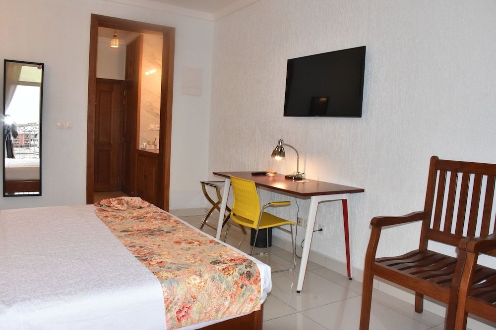 Adamaoua Grand Hotel City Standard Room, Smoking 5