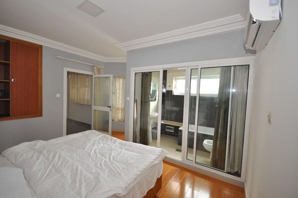 Line-Residence