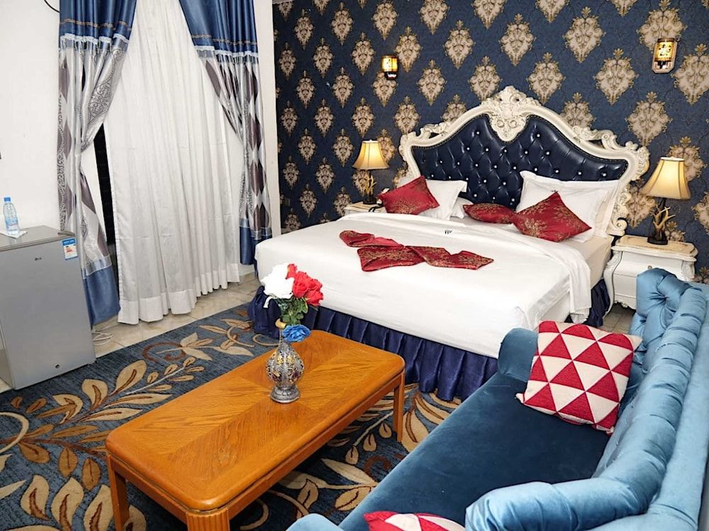 Marriot Metropolitan Hotel