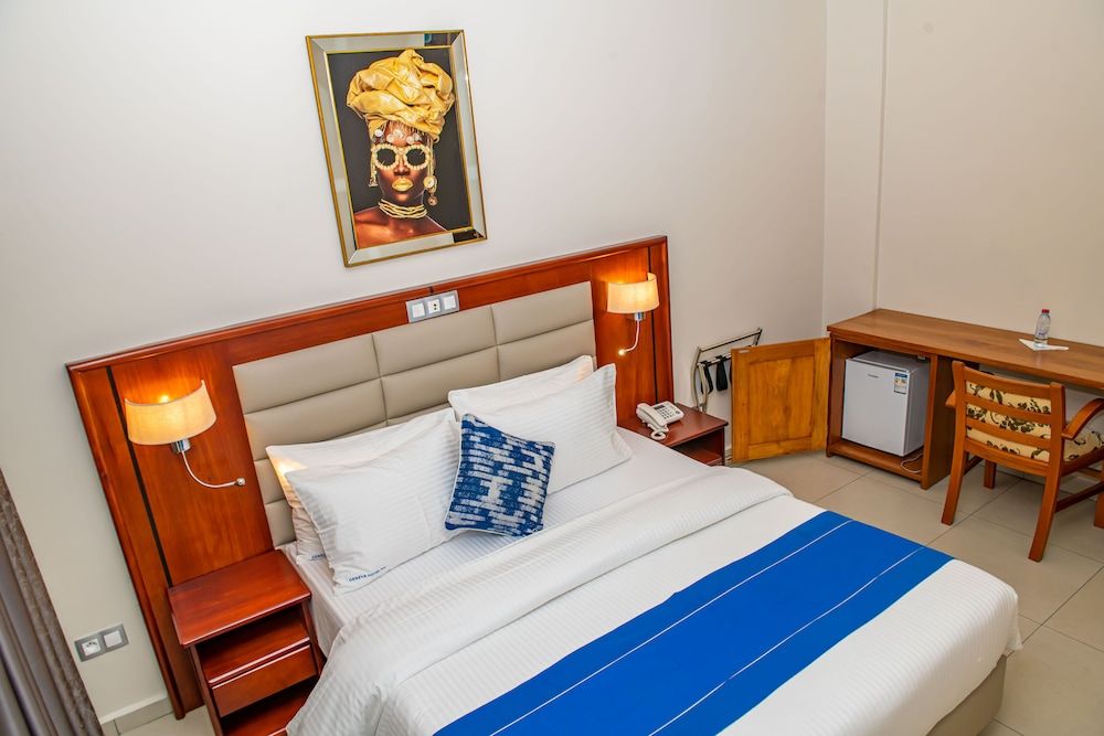 GENEVA HÔTEL Deluxe Room 2