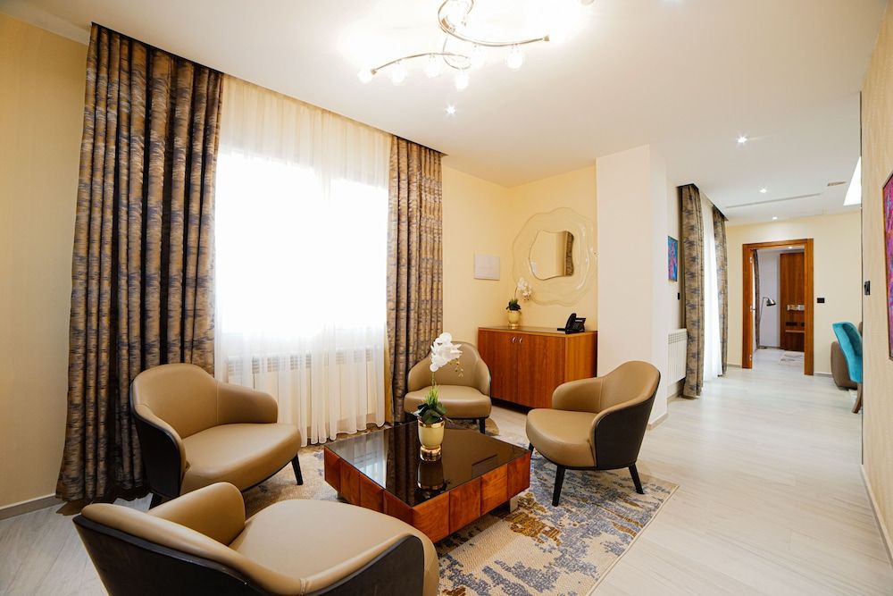 Royal Sahel Senior Suite 6