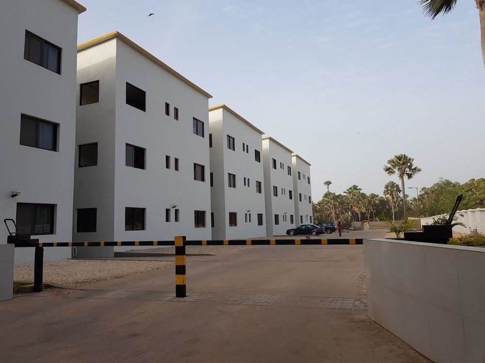 Relax waterfront serviced apartment