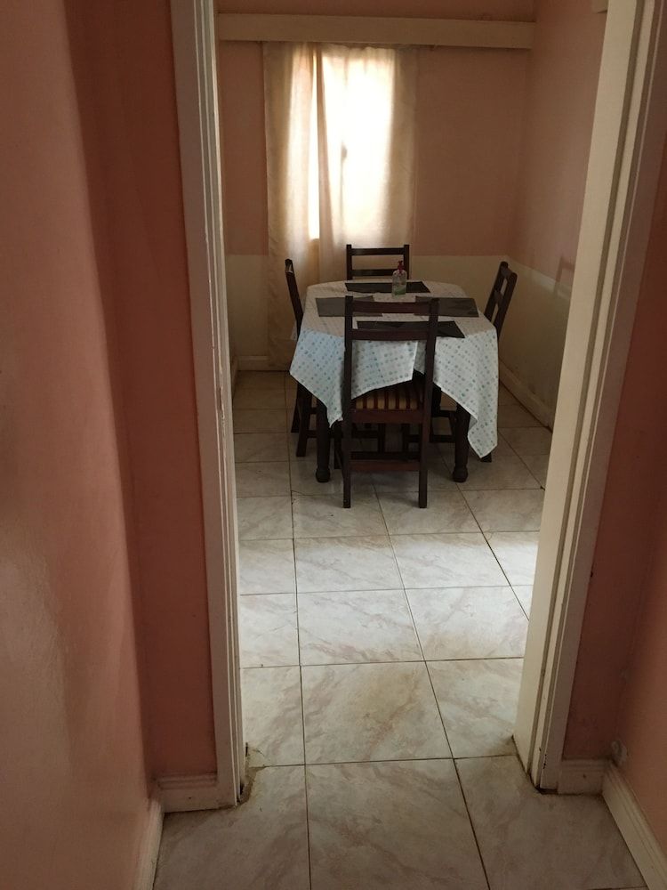 One World Village Guesthouse Standard Room 6