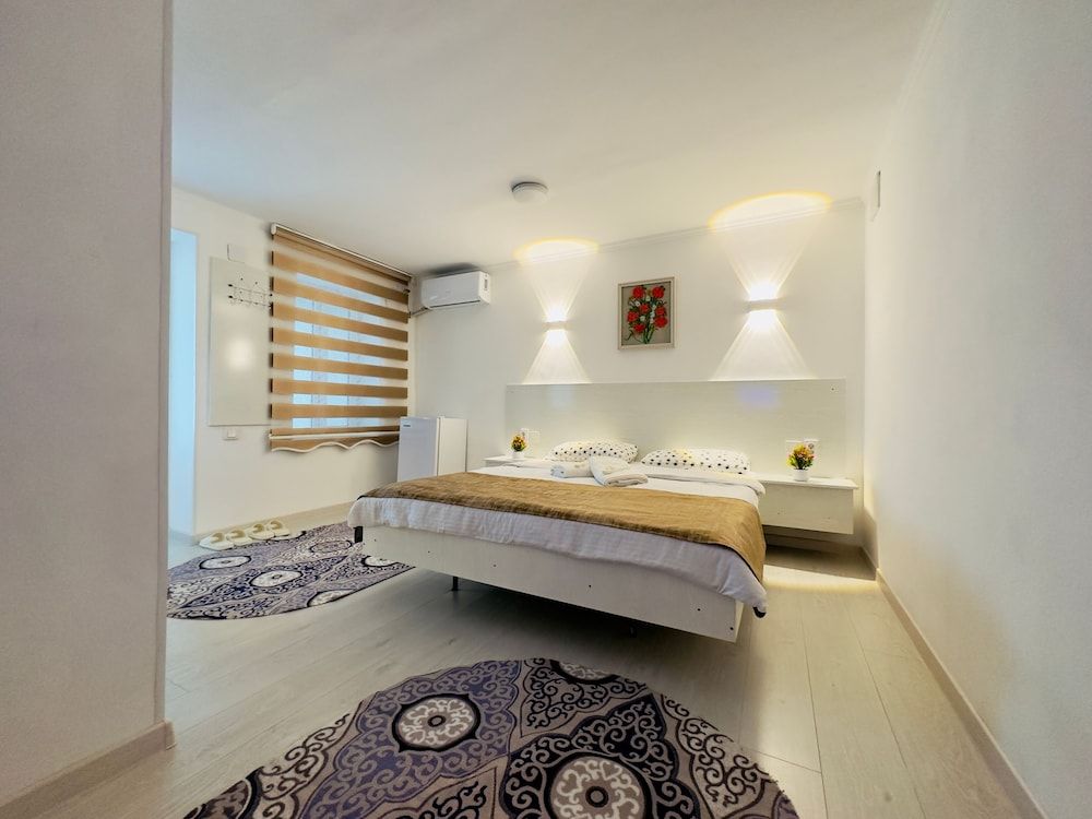 ABS Guest House Osh Standard Double Room 5