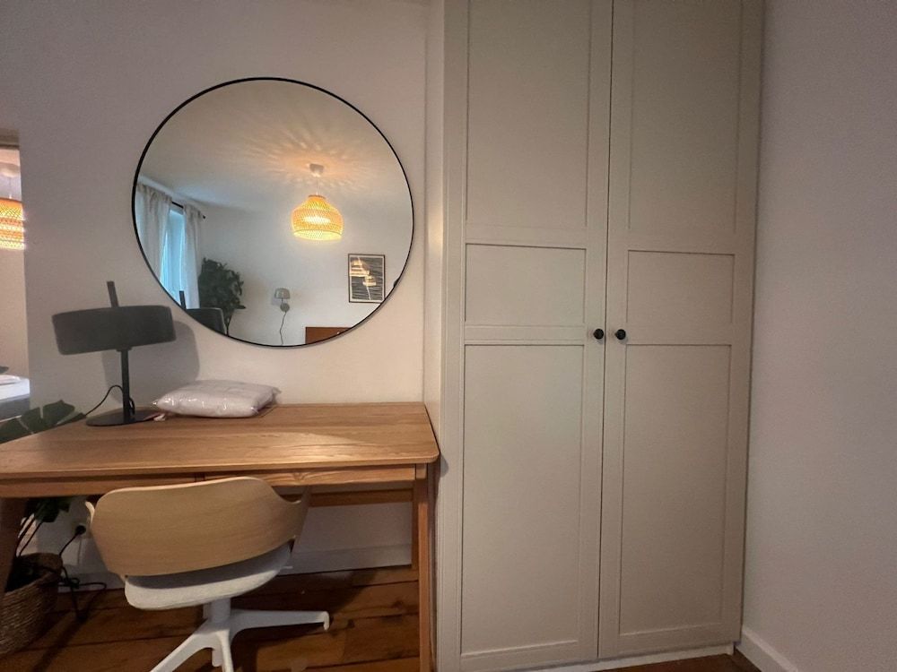 undefined Beautiful 2 BR Apartment in Grund 7