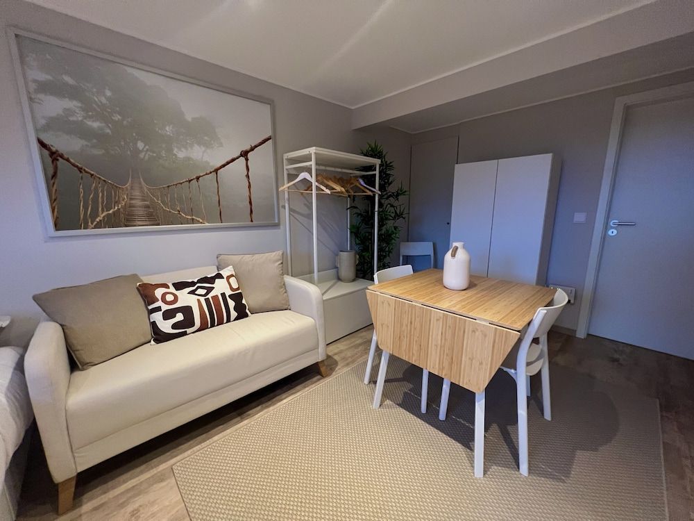 undefined Chic Loft Studio Apt Close to Town 3