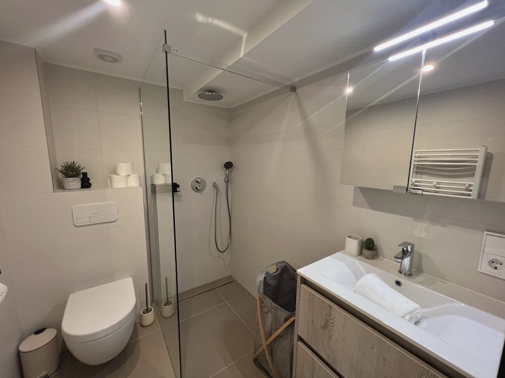 undefined Chic Loft Studio Apt Close to Town 6