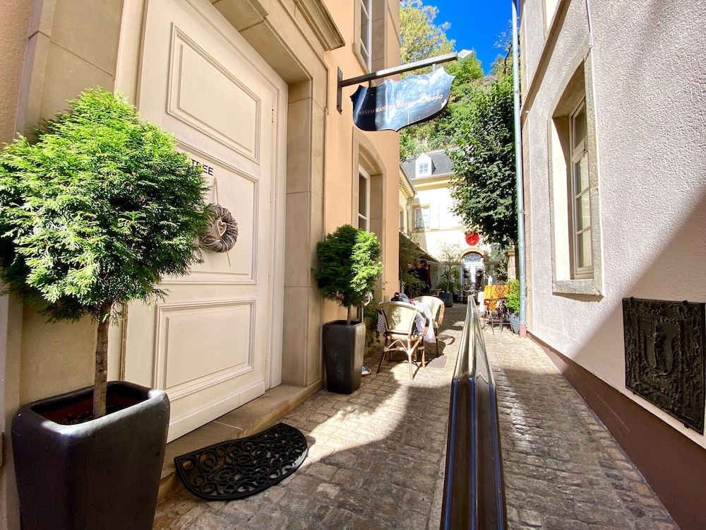 undefined Beautiful 1BR Apt w View Historic Town