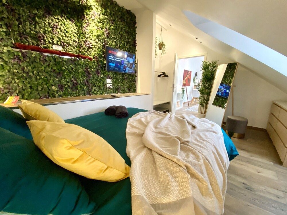 undefined Beautiful 1BR Apt w View Historic Town 4