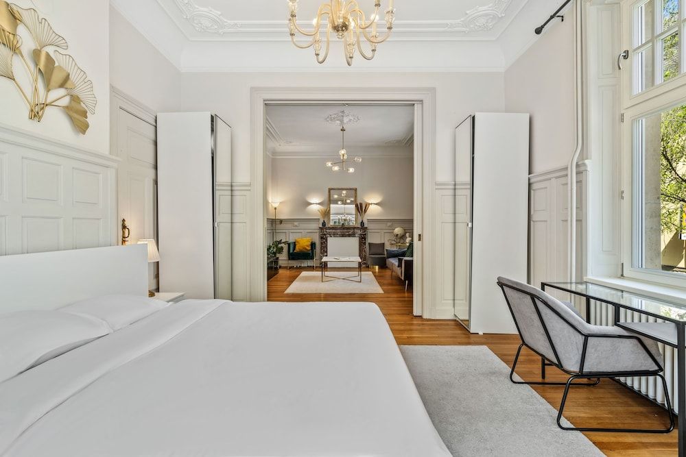 undefined VIP Suite Apartment - 5 min walk center 7