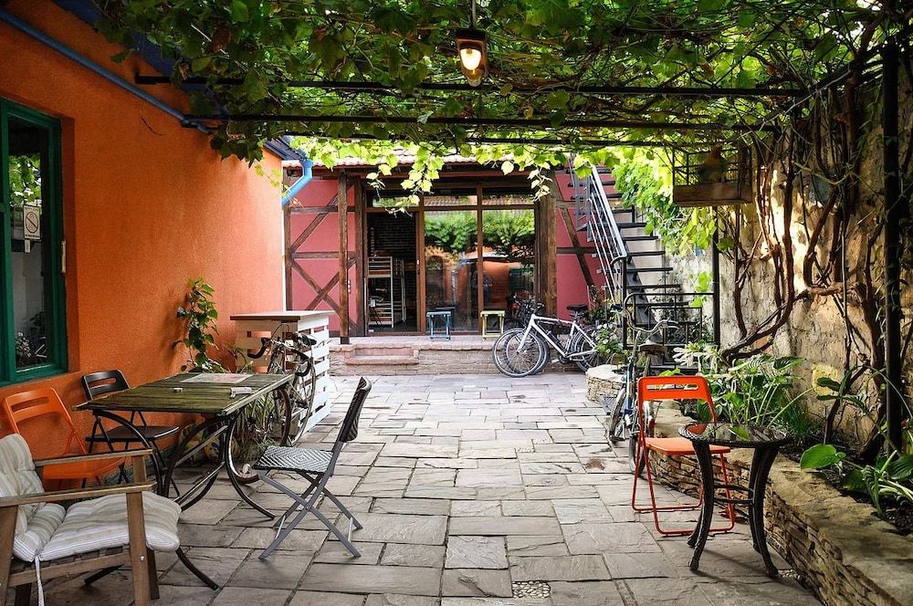 undefined Funky Mamaliga Hostel 6