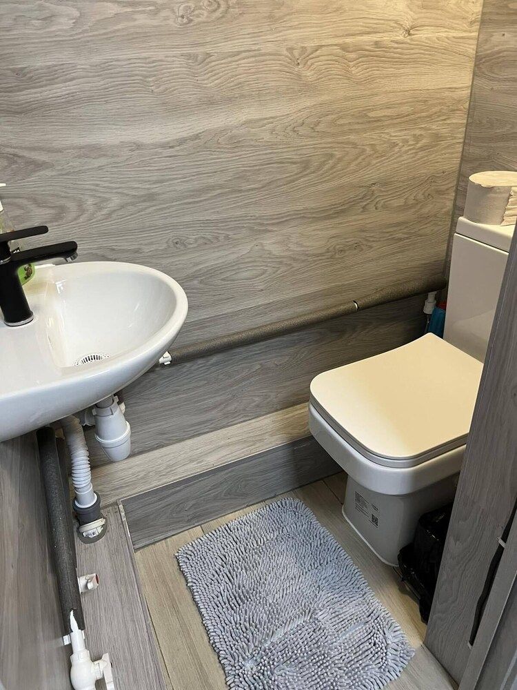 Center Apartment Chisinau Economy Single Room (without shower) 2