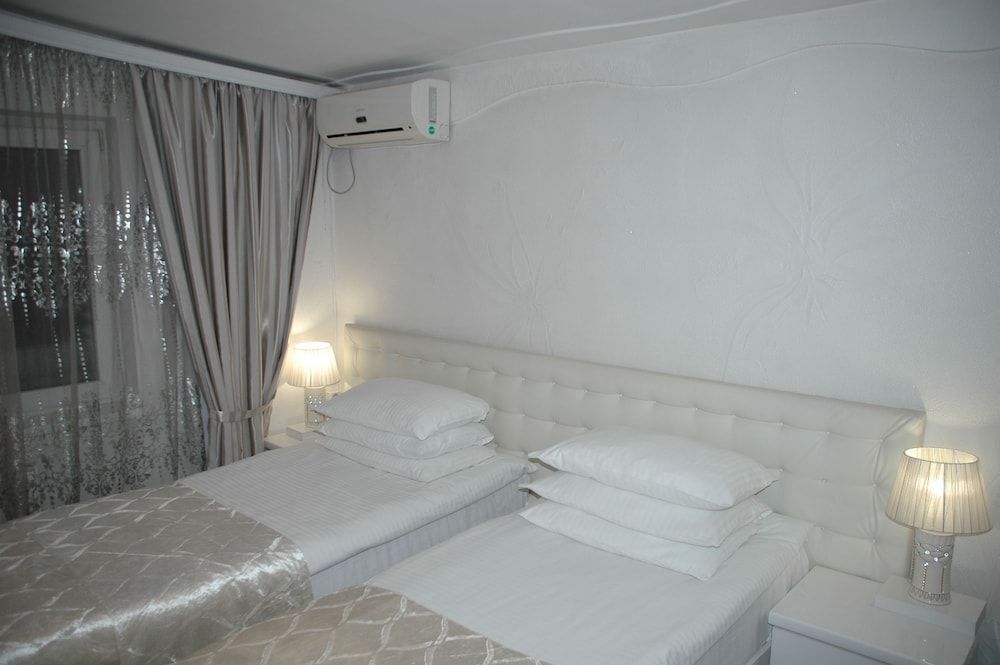Bella Donna Hotel Standard Twin Room 5