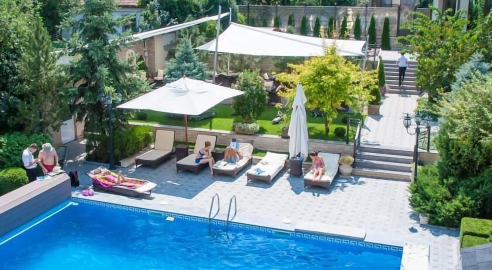undefined Diplomat Club Hotel 4