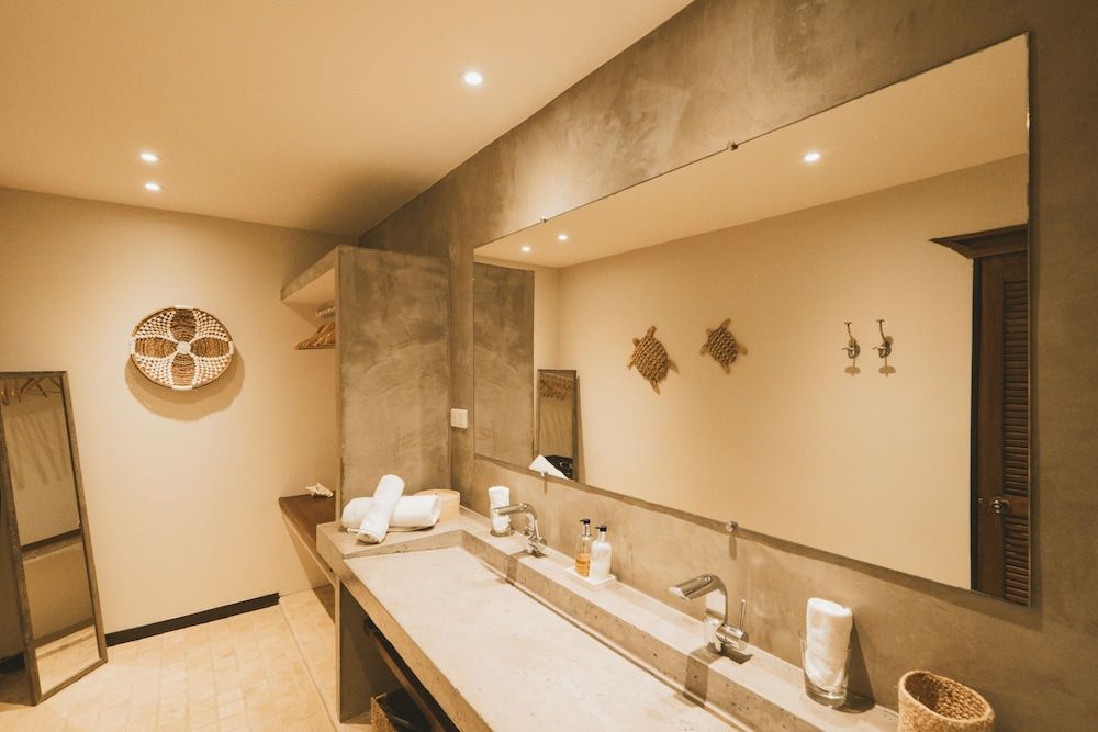 La Villa Hibiscus Superior Suite 3