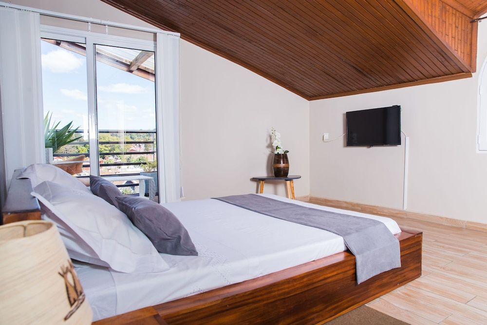 Comfort Double Room, 1 Queen Bed, Valley View
