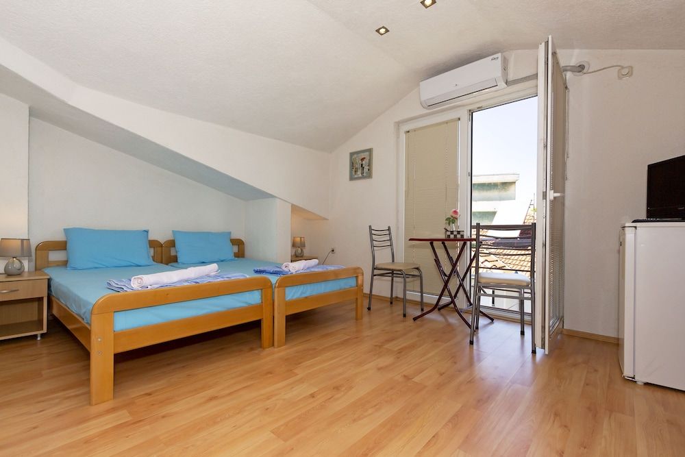 Bogdanovski Studios & Guest Rooms House, Multiple Beds 10