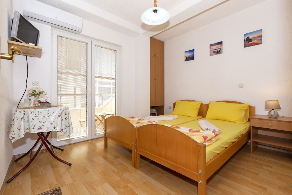 Bogdanovski Studios & Guest Rooms House, Multiple Beds 9