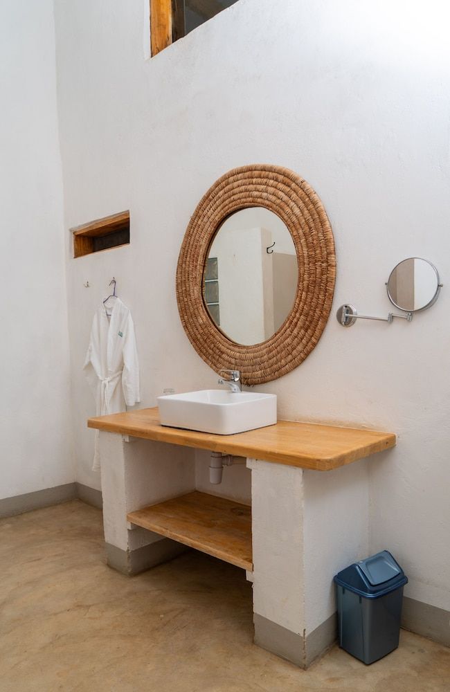 Sunbird Chintheche Inn Superior Room 5