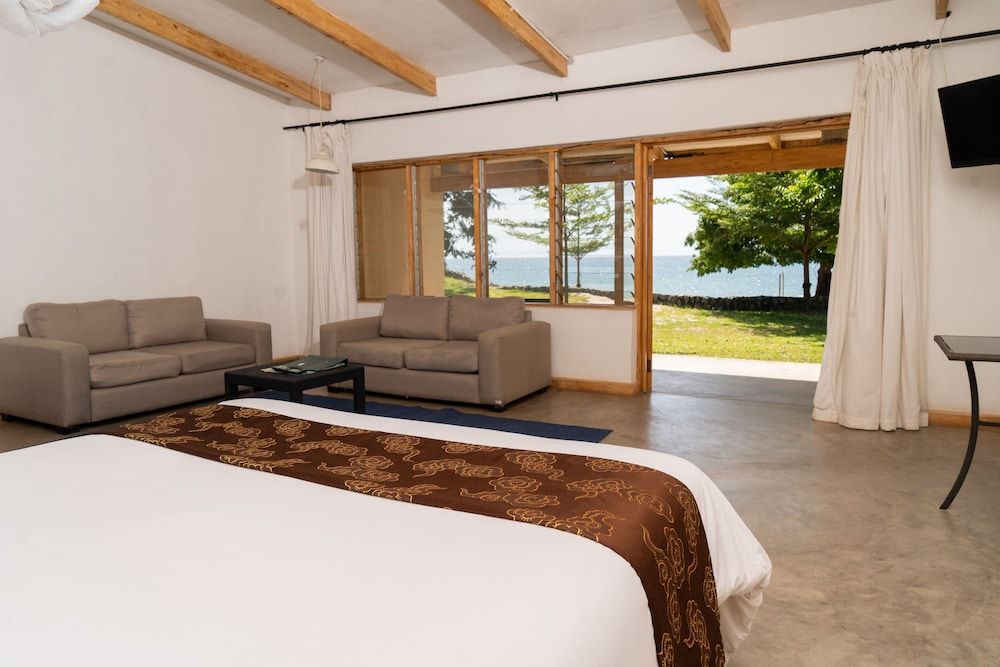 Sunbird Chintheche Inn