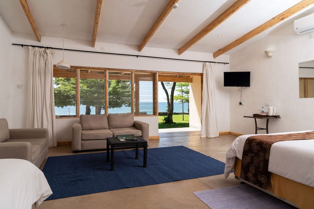 Sunbird Chintheche Inn Superior Room 7