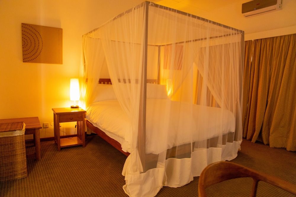 Burley House - Guest House Deluxe Double Room 4