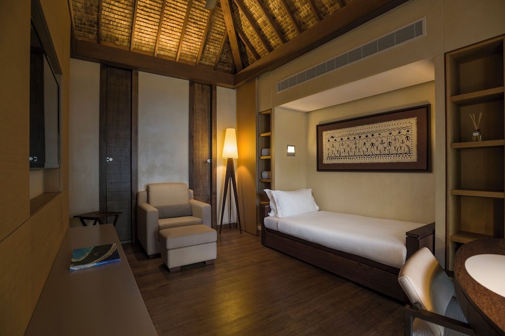 The Brando, Tetiaroa Private Island Luxury Villa, 1 Bedroom, Private Pool, Beachside 3