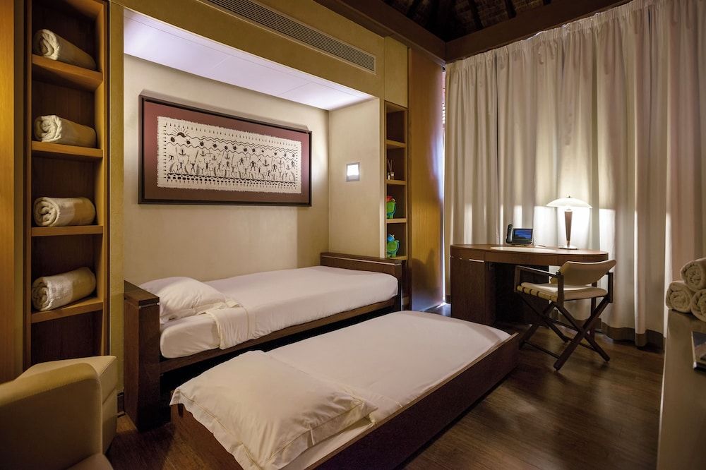 The Brando, Tetiaroa Private Island Luxury Villa, 1 Bedroom, Private Pool, Beachside 2