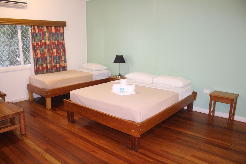 Taklam Lodge Deluxe Room, Multiple Beds, Non Smoking 2