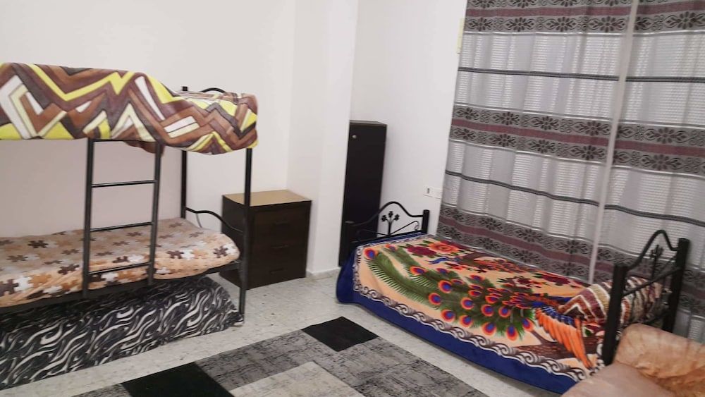 Bello Apartment Family Room (5 Guests) 4