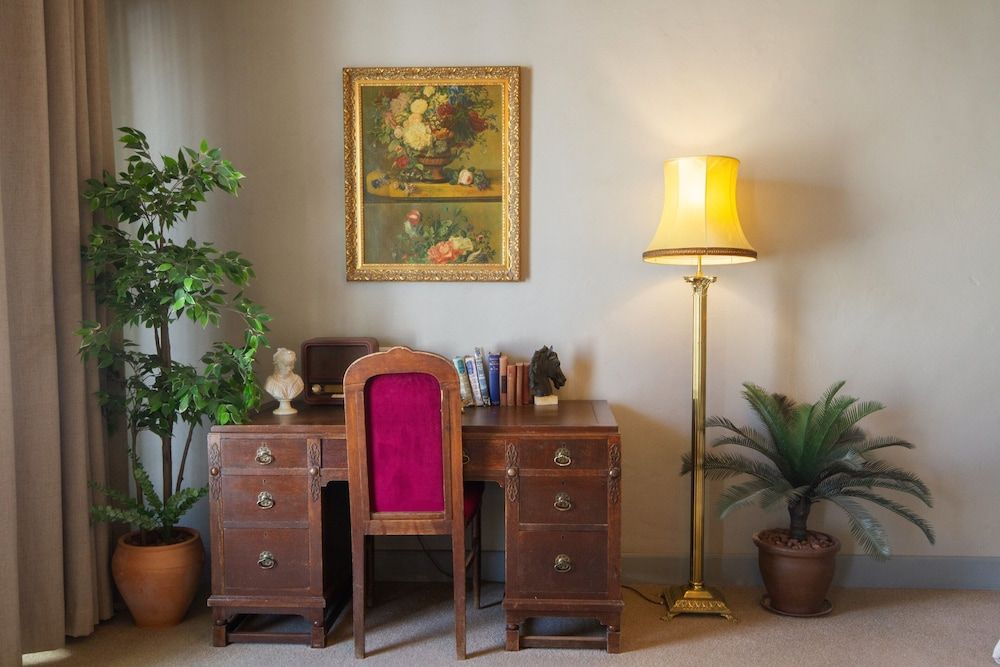 The Walled Off Hotel Banksy Scenic Suite 5