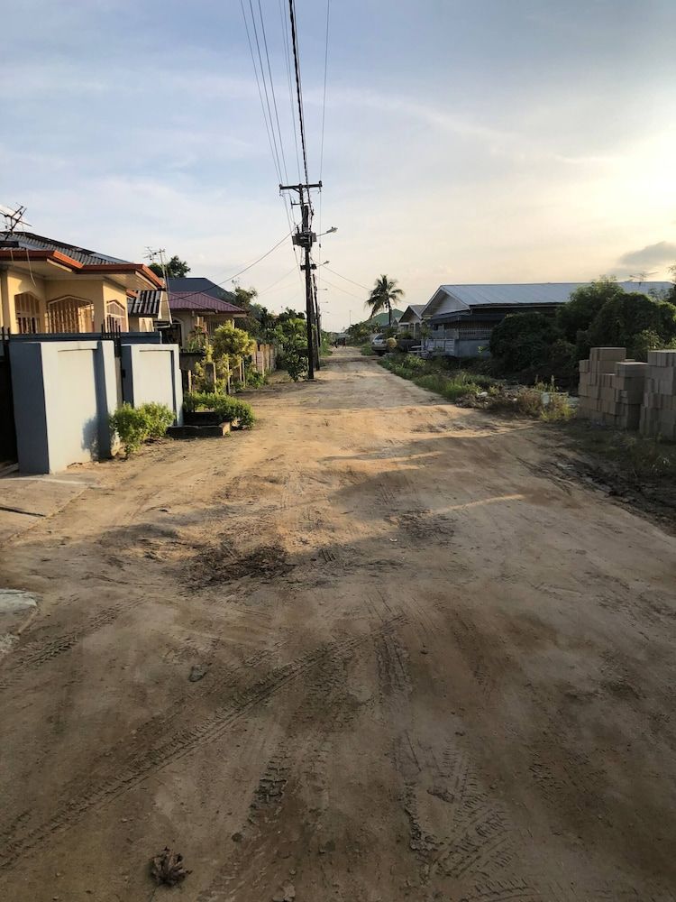 undefined Logerthine Jan Suriname 2