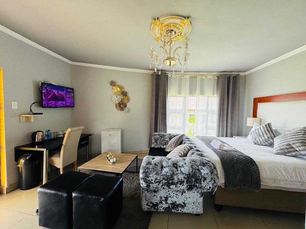 Sibebe Resort Family Chalet 5