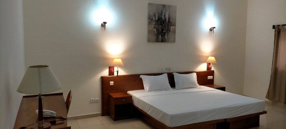 MARBELLA HOTEL Deluxe Room 3