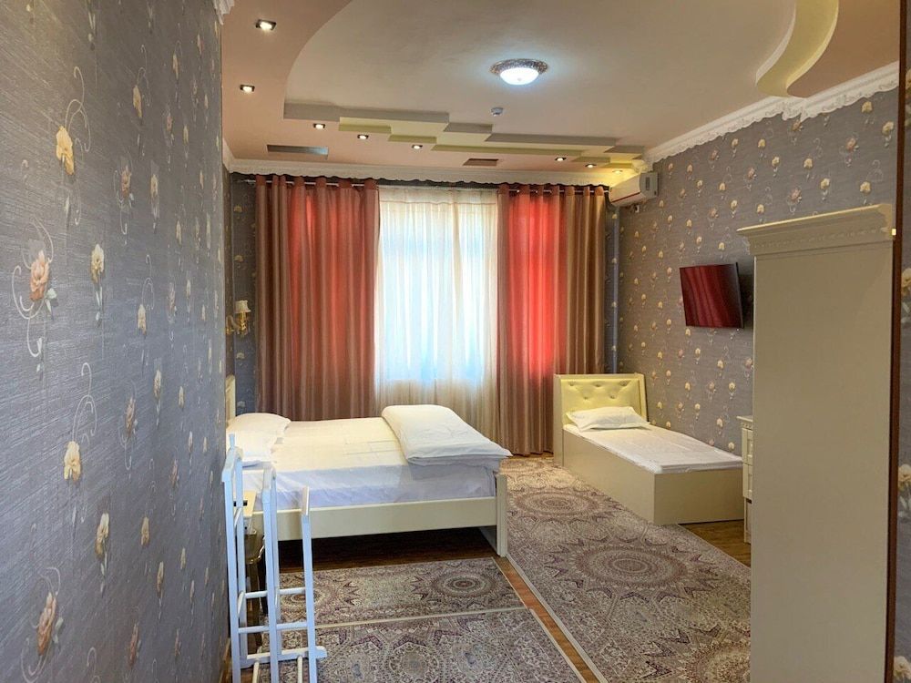undefined Eleon Hotel - Hostel