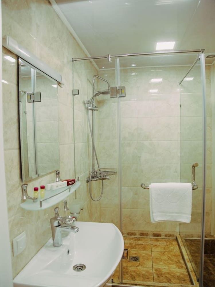 Art Rakat Deluxe Double Room 3