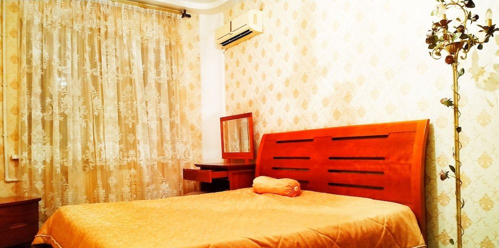 undefined Central Penthouse Navigator