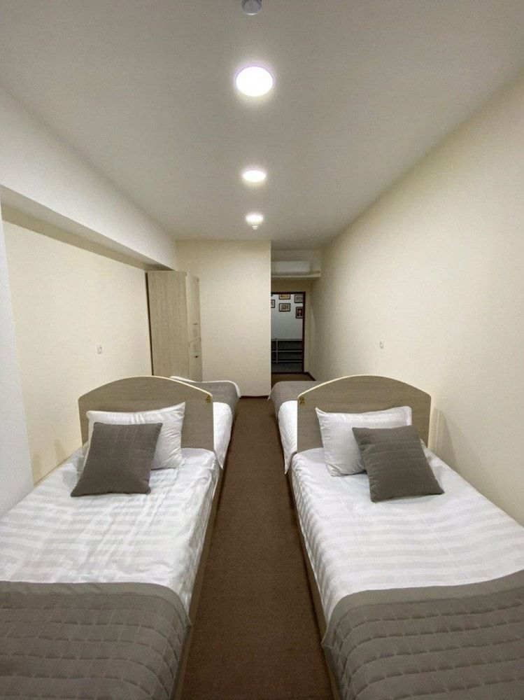 undefined Hostel Paradise inn 4