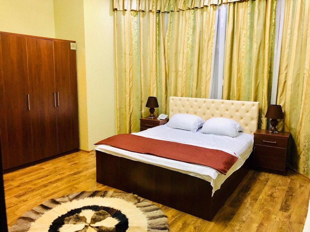 undefined Pamir Hotel 9