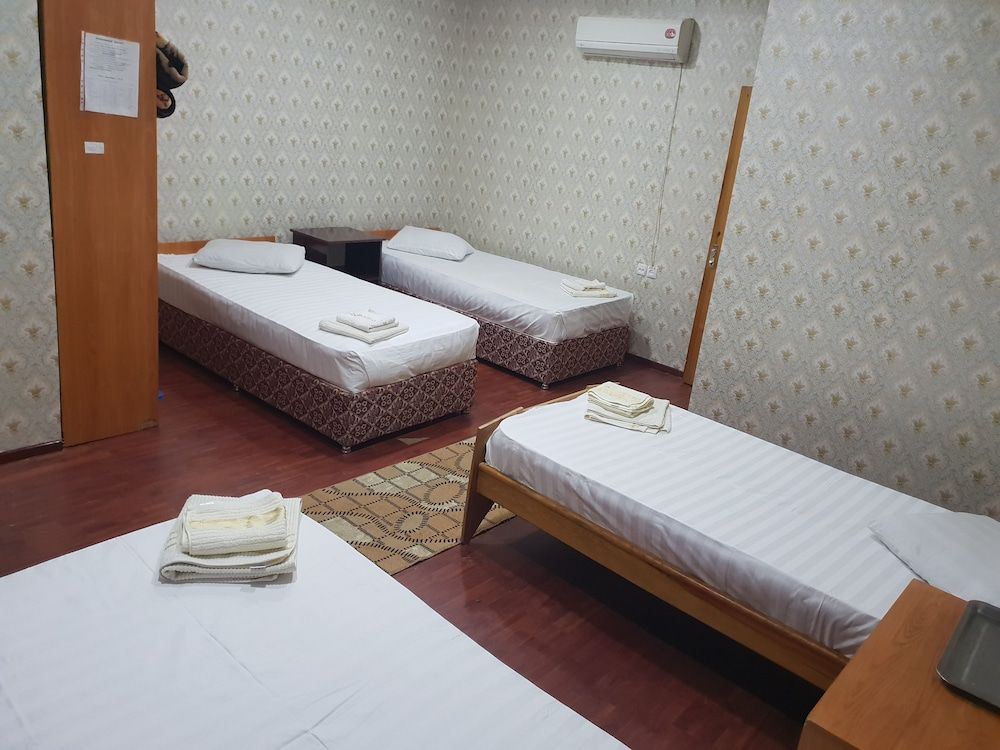 Hotel Khiva Standard Quadruple Room 2