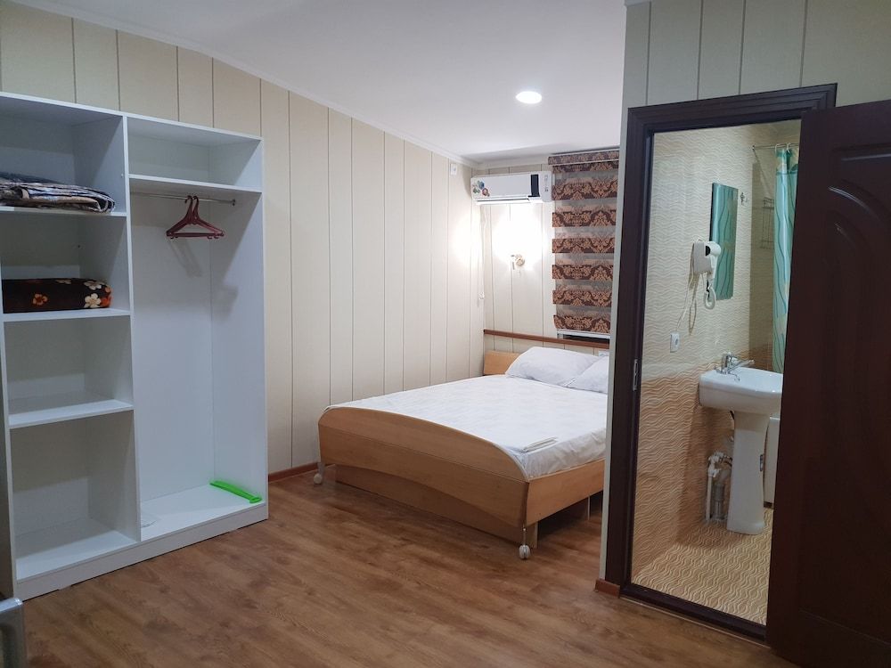 Hotel Khiva Standard Double Room, 2 Twin Beds 5