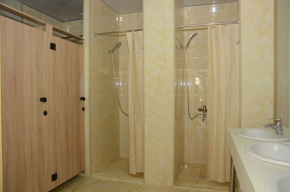 Capsule Hostel Shared Dormitory, Women only 3