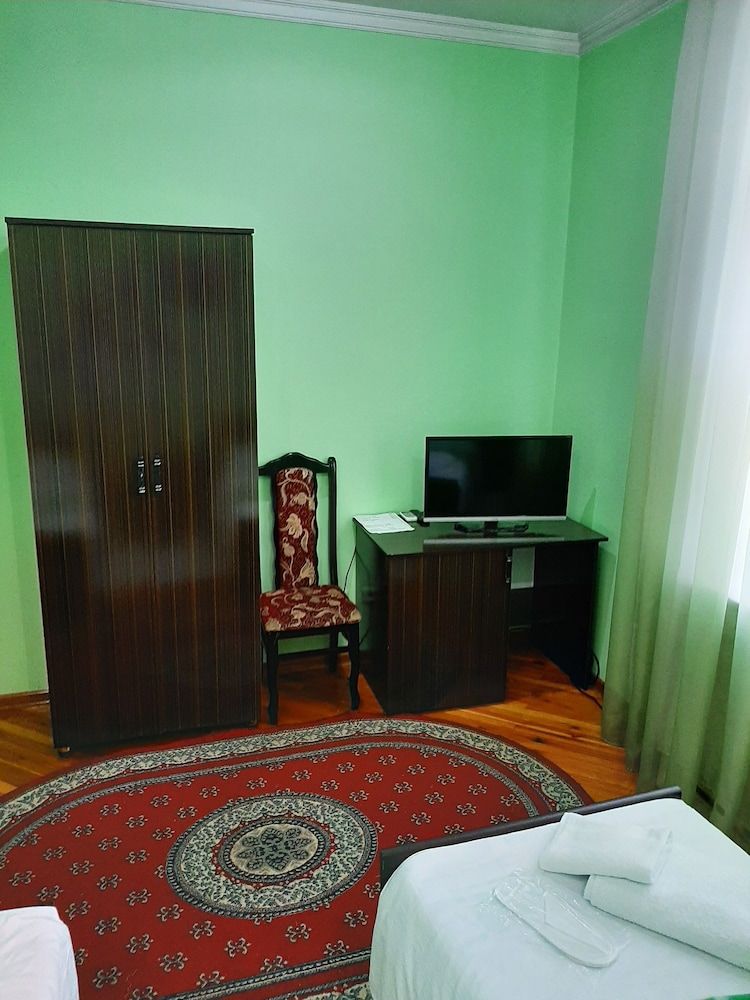 undefined Green House Hotel - Hostel 8