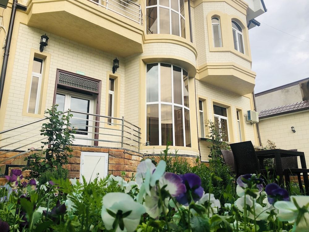 undefined Rahat Palace