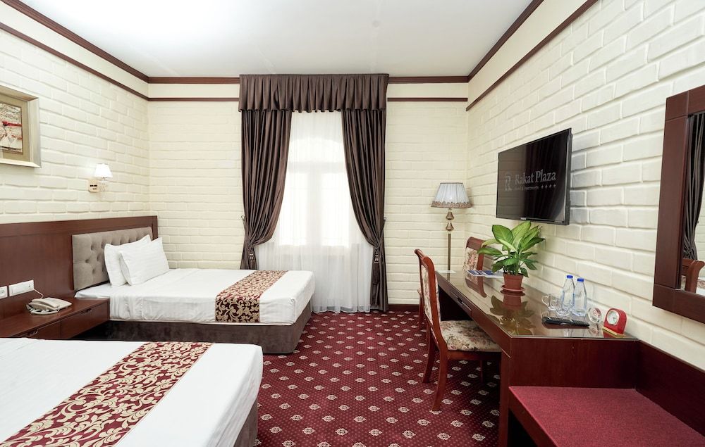 undefined Rakat Plaza 4