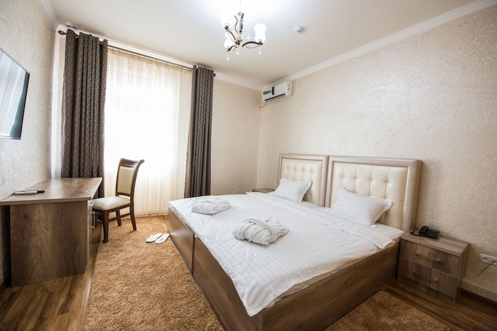 Atlantis Hotel Standard Double Room 2