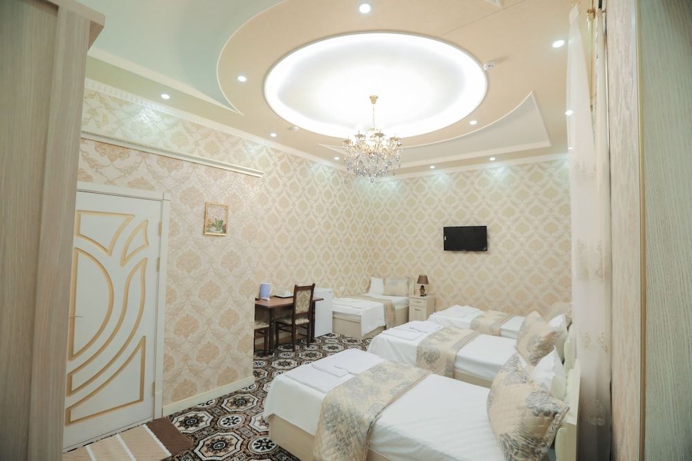 Elite Hotel Classic Quadruple Room 4