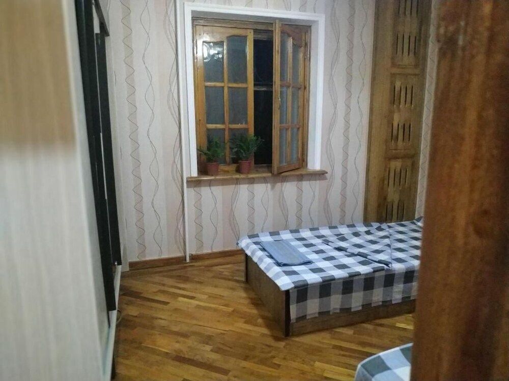 undefined Park Bobur Apt 5x 4