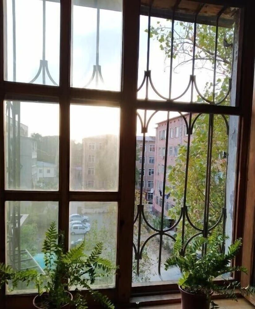 undefined Park Bobur Apt 5x 2