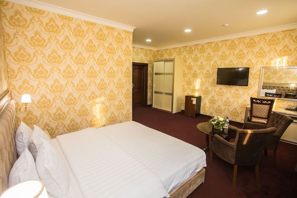 undefined Grand Capital Hotel 3